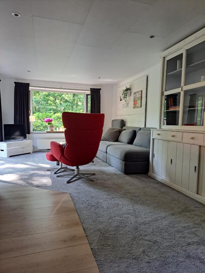 Heerlijk Huisje In Het Bos Op Chaletpark Kempenbos Diessen Eksteriør bilde